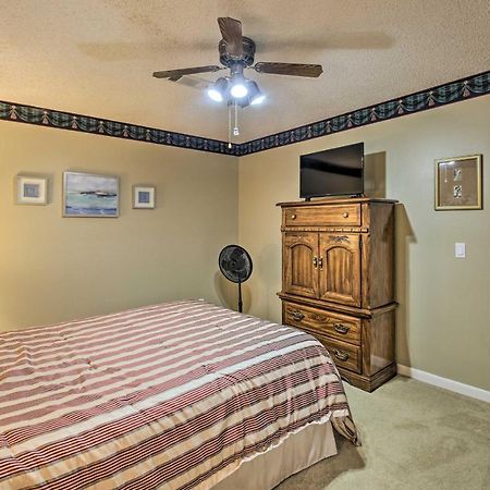 Hot Springs Village Retreat With Deck 3 Mi To Golf! Bagian luar foto