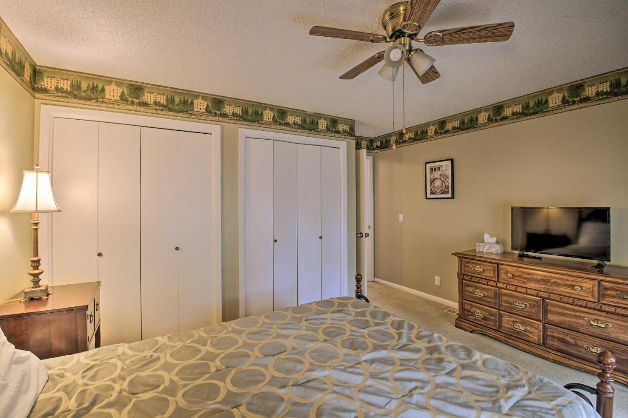 Hot Springs Village Retreat With Deck 3 Mi To Golf! Bagian luar foto