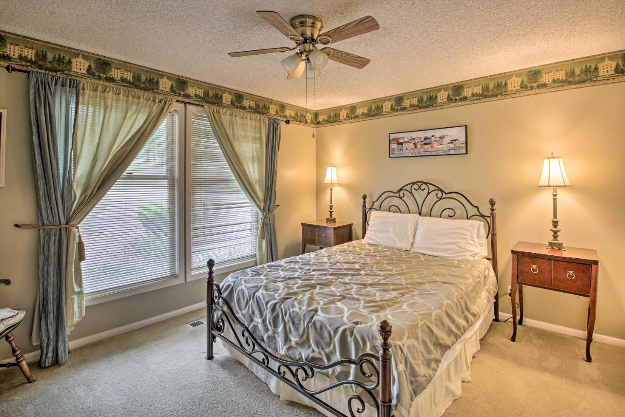 Hot Springs Village Retreat With Deck 3 Mi To Golf! Bagian luar foto