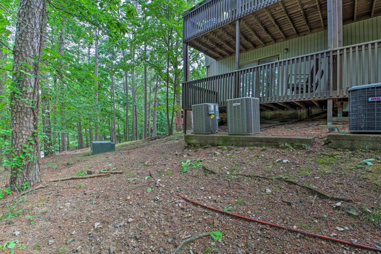 Hot Springs Village Retreat With Deck 3 Mi To Golf! Bagian luar foto